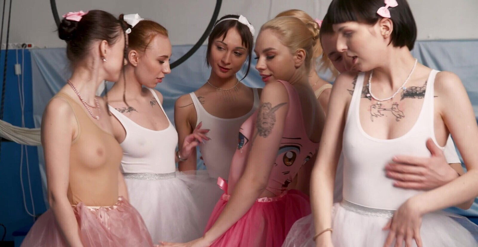 Sexy ballerinas enjoy while having with lucky Tray