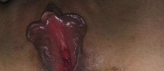 Milf bouncing her thick ass while anal training