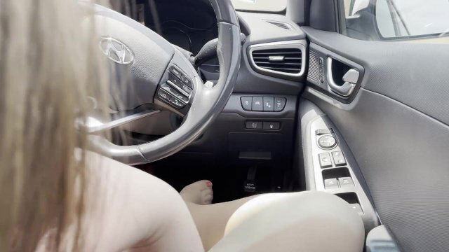 Minute Pedal Pumping Tease with Begging