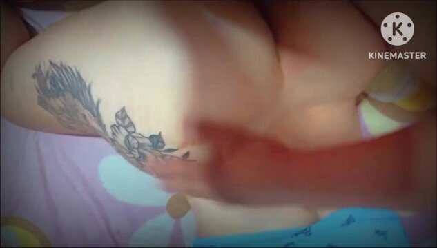 الفاجر رئيسو فالشغل سفرا وامرو يروح أساس يطمن جوزتو شرموطة ينيكها🇪🇬🔥