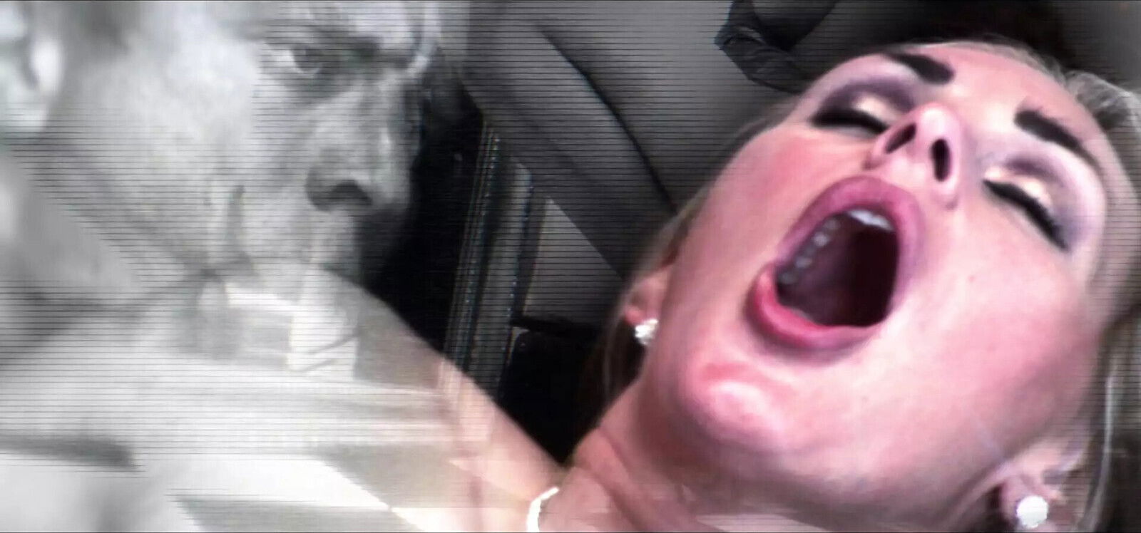 GIRL SUCKS MASSIVE THEN RIDES HARD SOFA