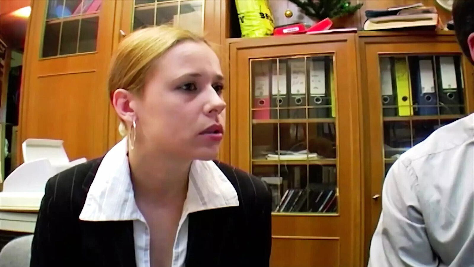 Blonde German lady gets double cumshot small