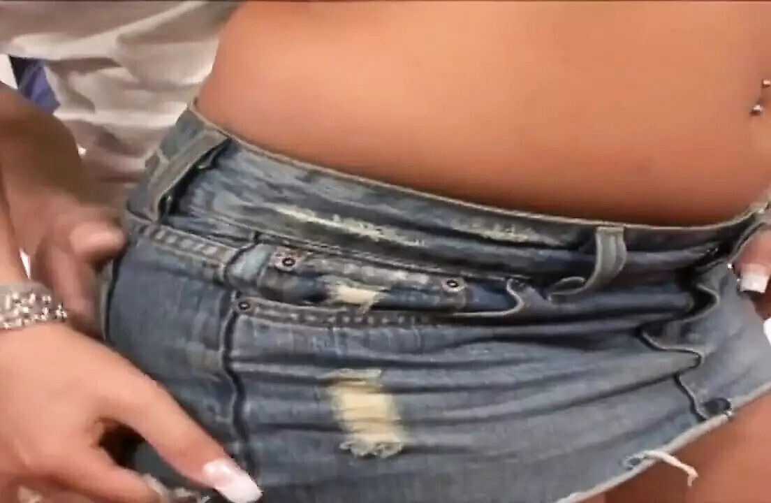 Candy Manson With Perfect