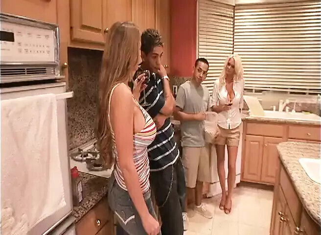 Payton Leigh Rhyse Richards Pounded Young feat. Payton Leigh,Rhyse Richards,Danny Wylde Perv Milfs Teens