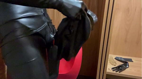 Latex mask blowjob