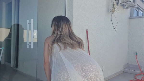 GOSTOSA EXIBI PARA VIZINHO FINAL VEJA