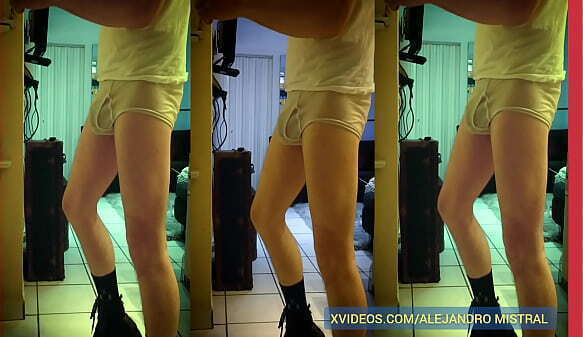 Video calzoncillos blancos fetiche para corras conmigo Alejandro Mistral