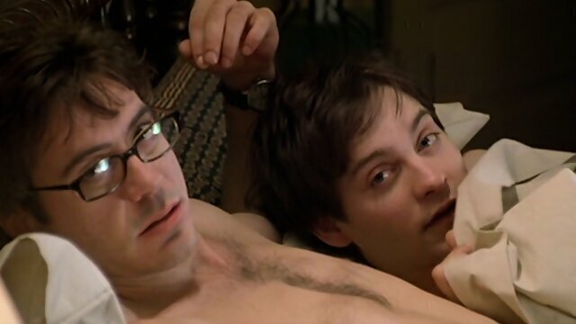 Full Frontals Famous, A-listers Showed Cock!