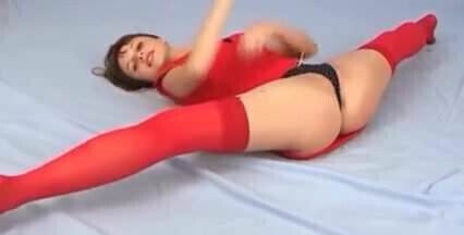 flexible gymnast