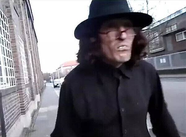 Grindlackl horror freak Freddy comes back fetish clinic because smoking cessation milked while perverse