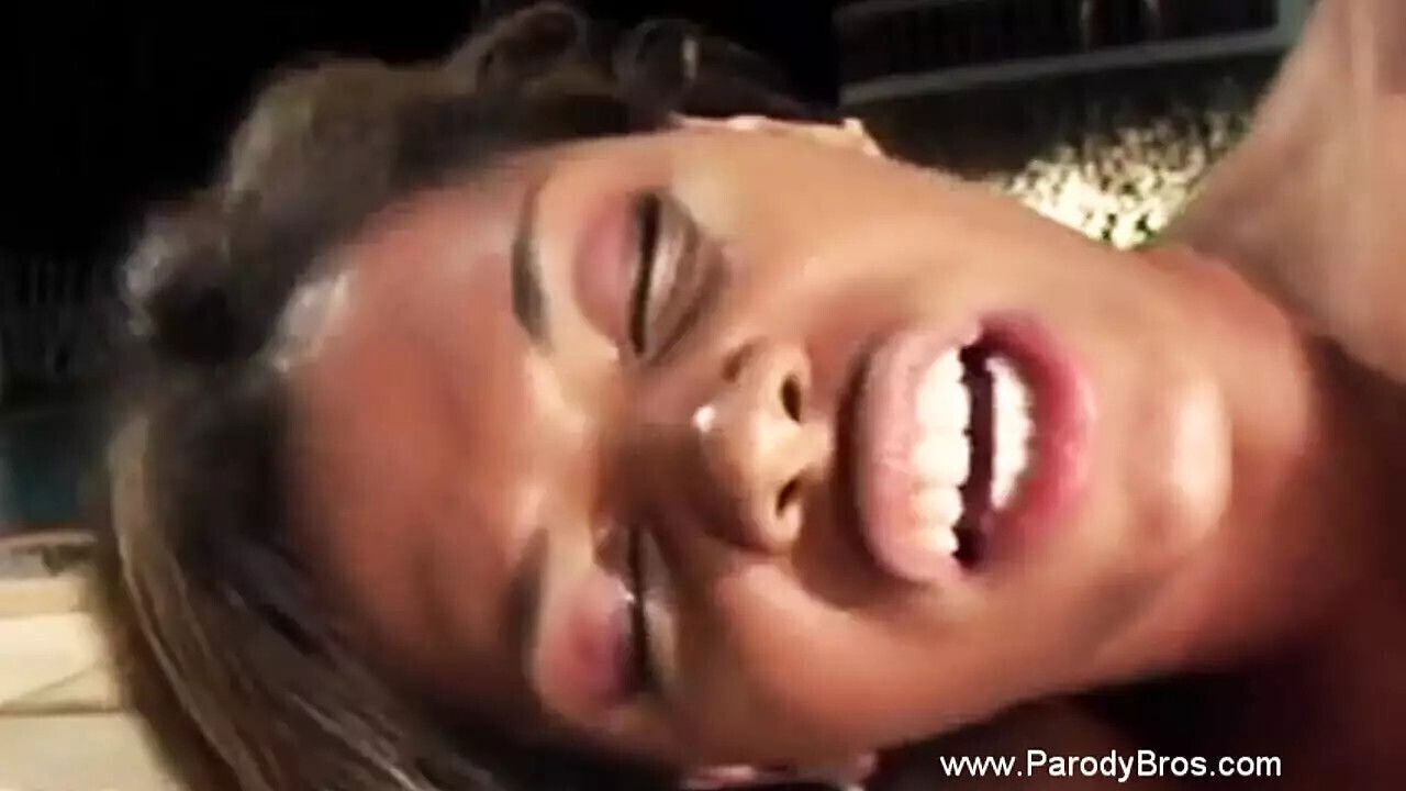 Sexy Britney Using Body