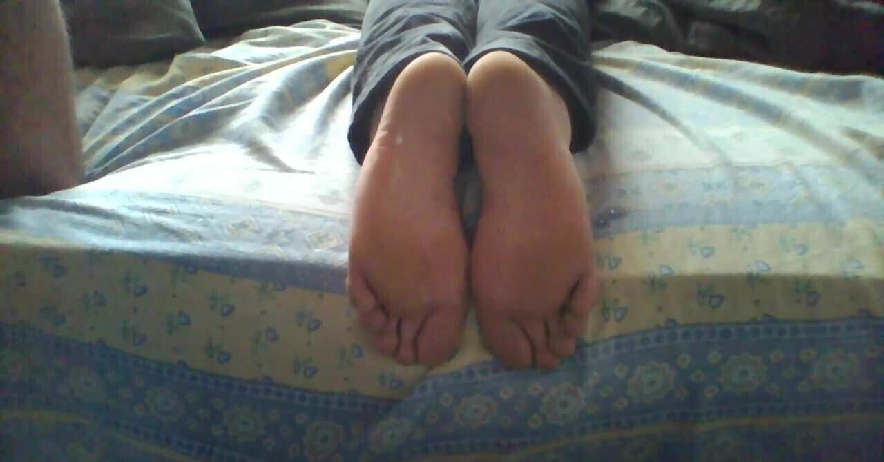 Cum on her nice soles 6