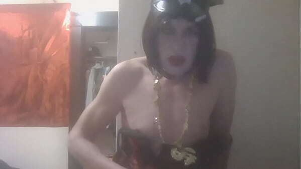 Futanari Cop: Tranny No.4 prisoner!