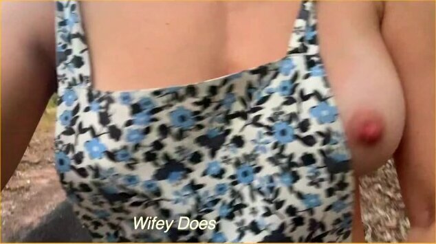 WIFE Running outdoors with perfect