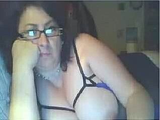47yo Mature from Botley in Oxfordshire Cums OnWebcam