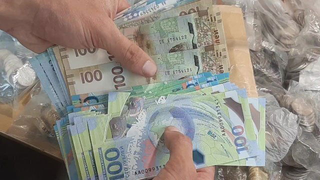 I've been saving coins banknotes life