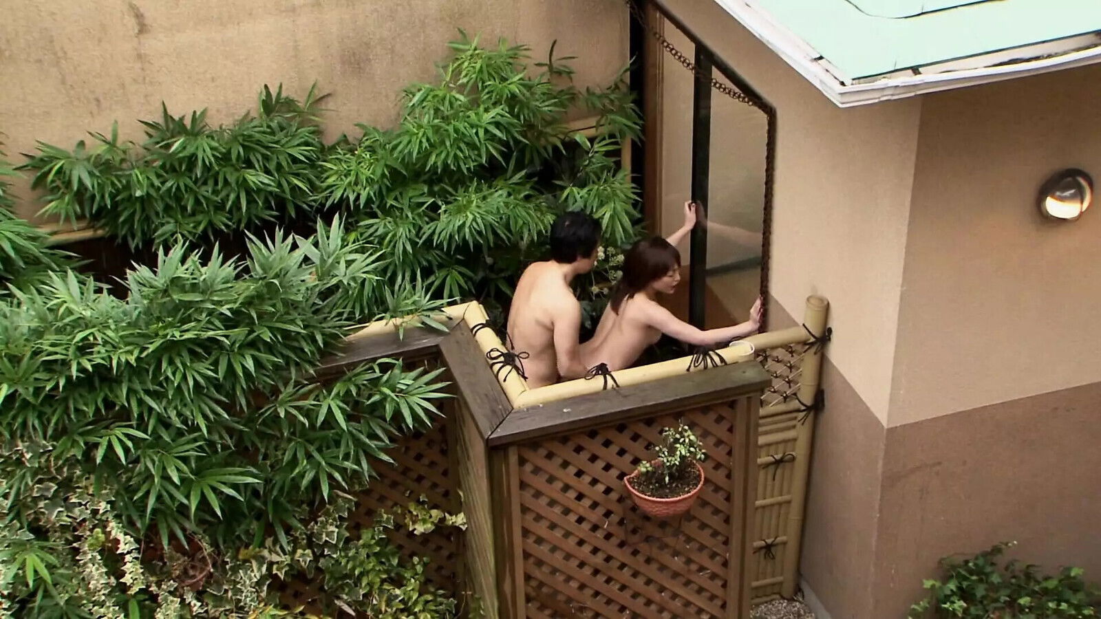 JAPANESE SLUT ENJOYS FACIAL AFTER SUCKING FUCKING