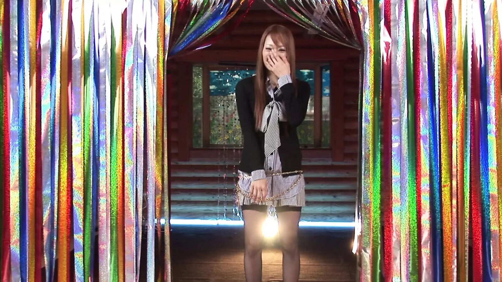 JAPANESE SLUT ENJOYS DILDO PUSSY BEFORE RIDING