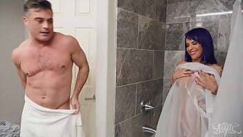 After Taking Shower Foxxy Does Laundry Knowing Sister'_s Husband Lance Hart Watching TRANS ANGELS