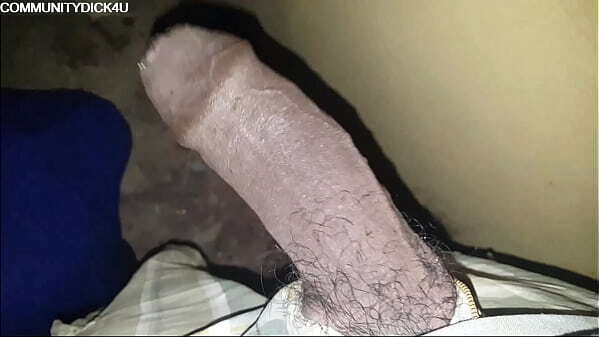 HORNY MASTURBATES HUGE CUM. DICK. BLACK