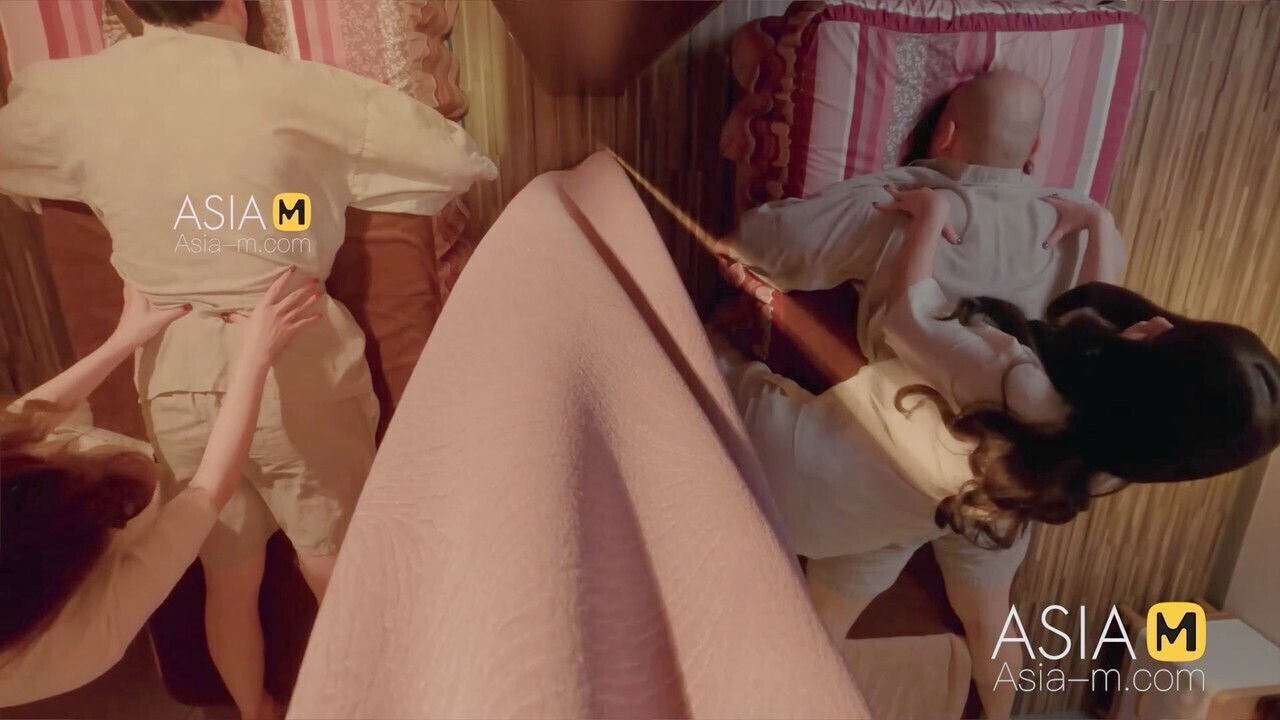 Sensual Asian Massage Parlor with Xin: Kinky Experience! (MDWP-0017)