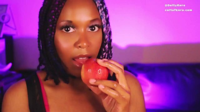 DIGITAL DEITY KURO 'MINI MUKBANG Watch Snack!'