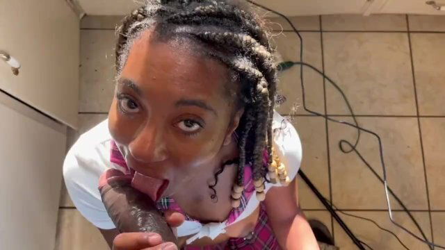 This school girl came over visit daughter found love suck black cocks