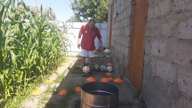 many times will into barrel? attempts. Barrel ball