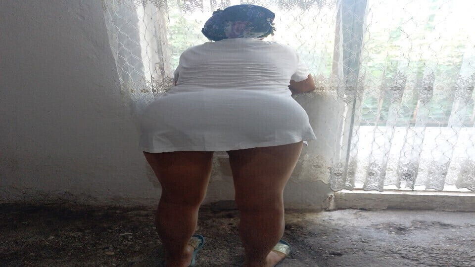 Mature loves aroused passion pantyhose