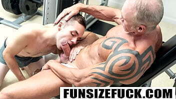 Older Dallas Steele inside Marcus Rivers hole. Marcus with older Dallas doing some workout wants sweat bit. While doing workout Marcus noticed Dallas hard