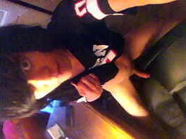 Twink rubbing smooth seat jerking through polyester tshirt