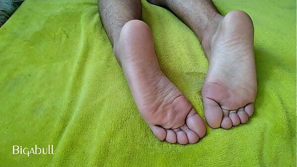 love latino feet