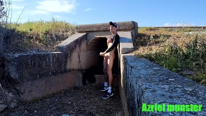 [abx][1][099] Risky Public Jerkoff Near Highway