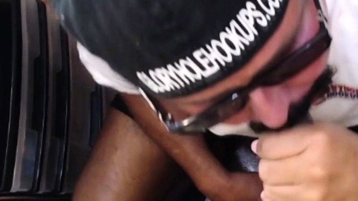 Gloryhole mature fucked Black