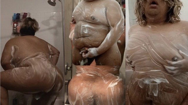 Frothy Enby Shower Comp