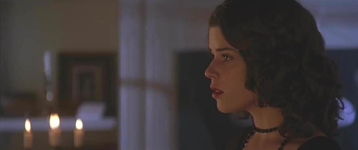 Julie Delpy, Robin Tunney, Emily Bruni Investigating