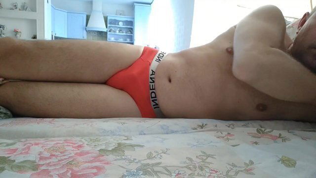 suffer from heat ☀️🌡️