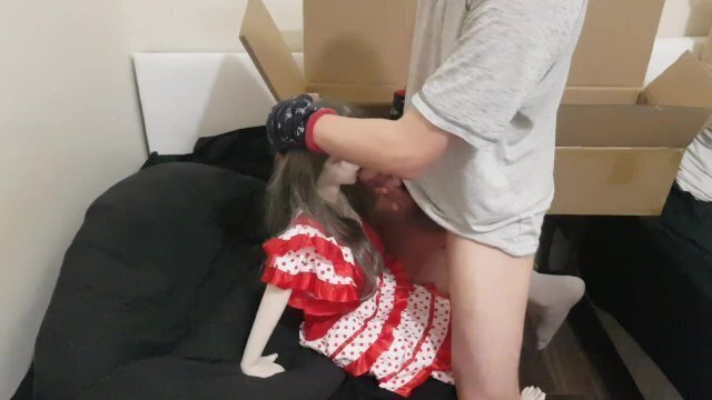 Nicole muestra todo comer