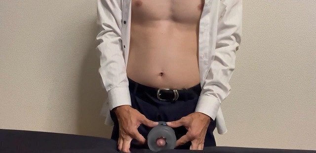 Masturbation with suit スーツのままオナホでオナニー 穿着西装的性玩具自慰 सेक्स हस्तमैथुन