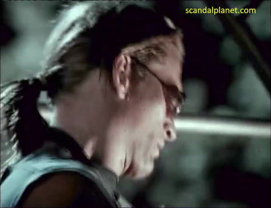 Melinda Clarke Nude Boobs And Nipples To Two Moon Junction 