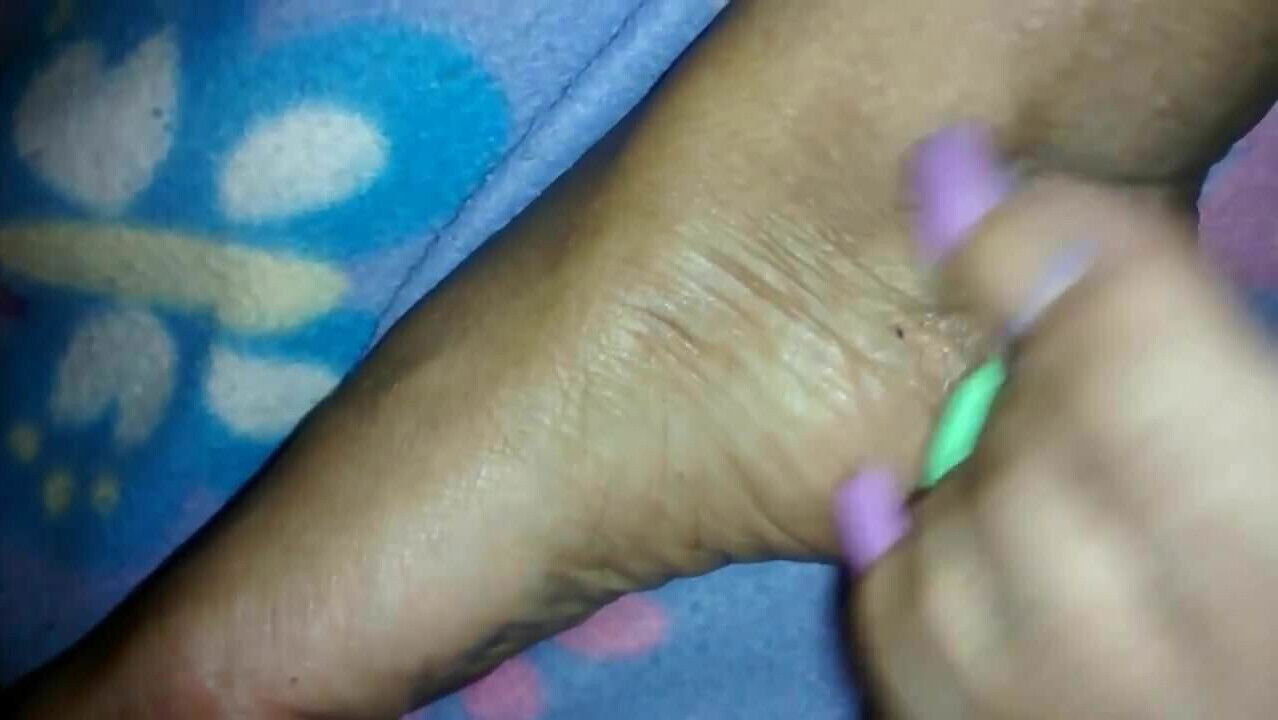 Solez Mistress Solez, Toes, Scratch