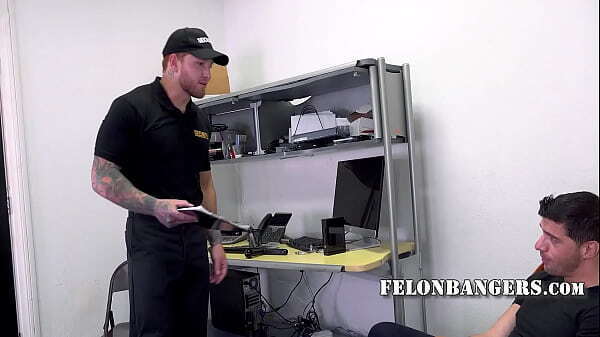 Negotiating With Shoplifter- Jeremiah Cruze, Roderick