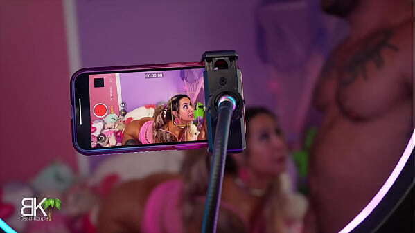 Auntie Melons FUCKING Return Melons! Trailer5of6