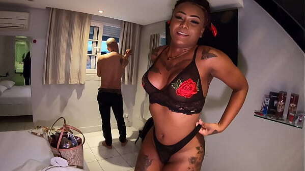 Sereia tr&aacute_s c&acirc_meras