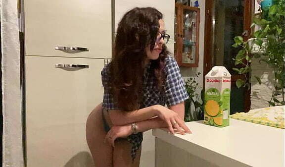 FACEFETISH HORNY STEPMOM WANTS YOUR HELP