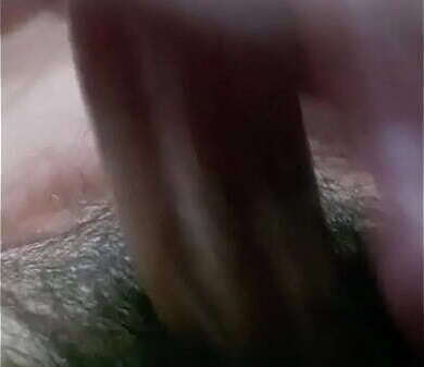 Queretano caliente sacando leche