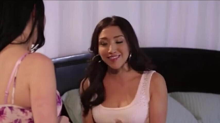  Vicki Chase and Veruca James playing with big dildo