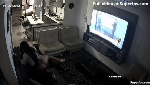 IPCAM Mature Latina couple fucks couch