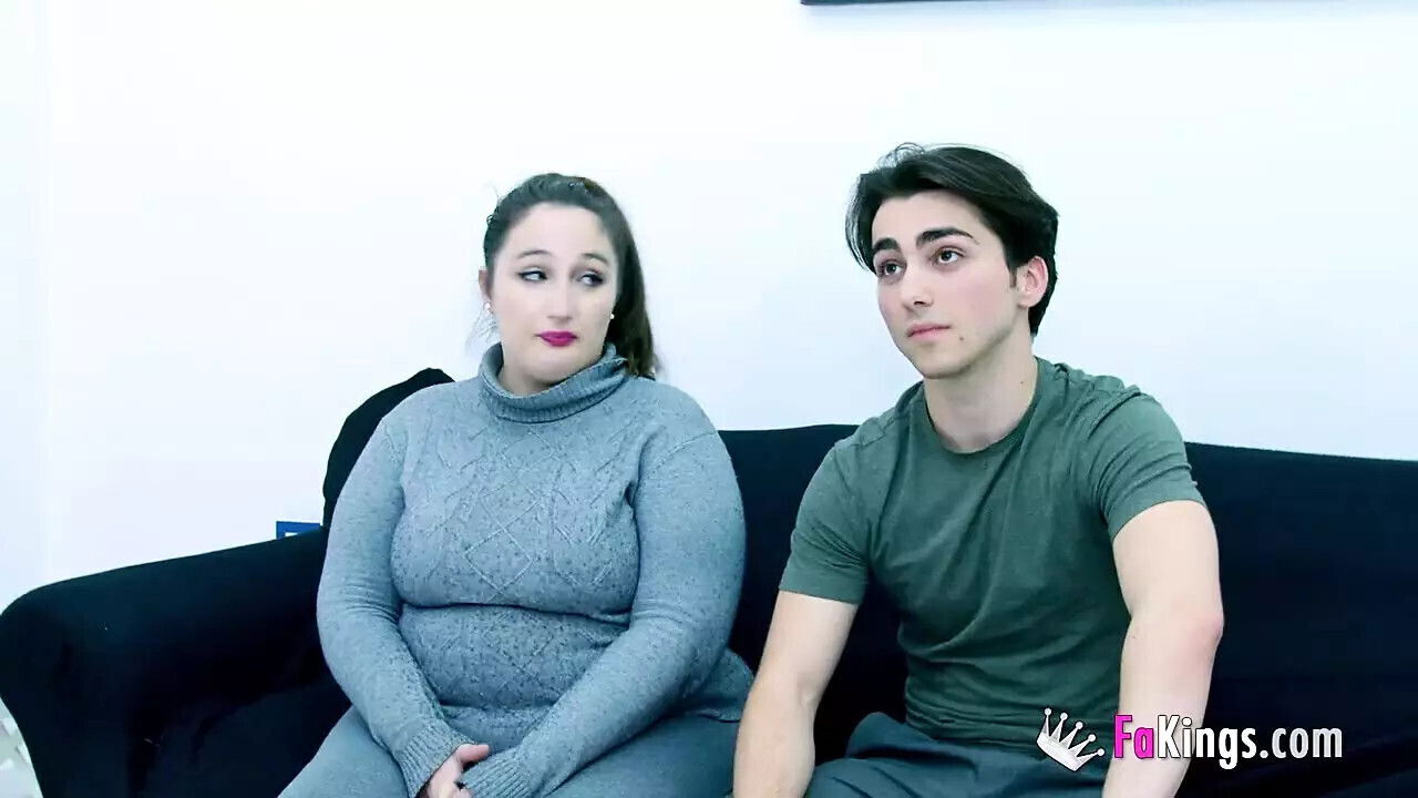 Chrystal Rosewood wants porn model... will pass CASTING?