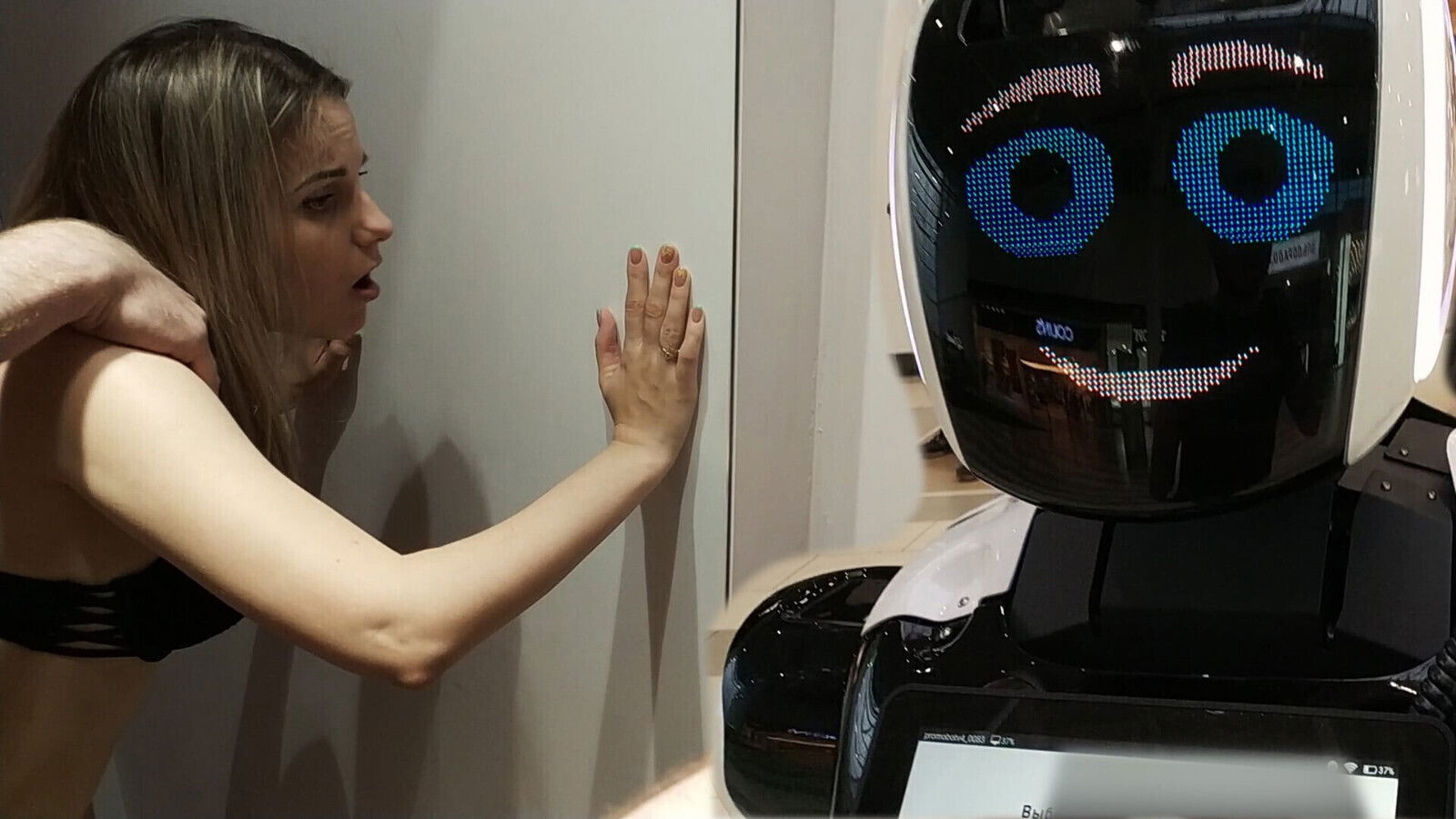 Oral Creampie Mall With Beauty Public Place